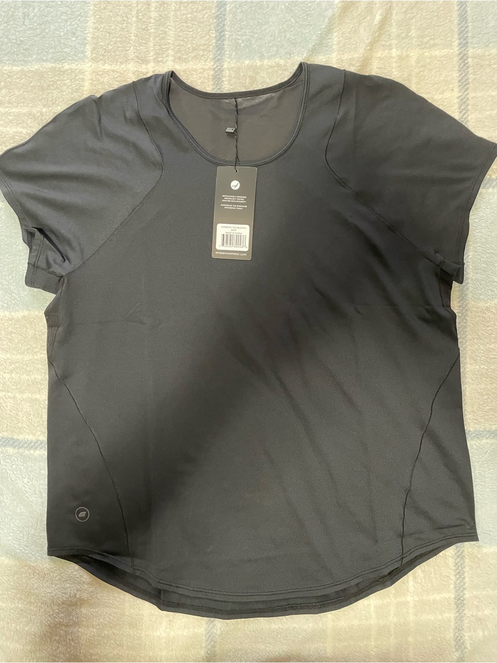 Women's Black Short-Sleeve Active Tee - Performance Fabric